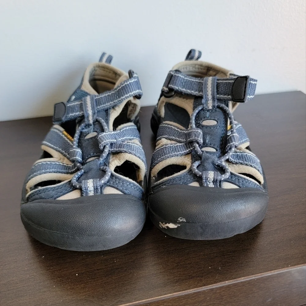 Keen washable kids summer sandals size 11 toddler